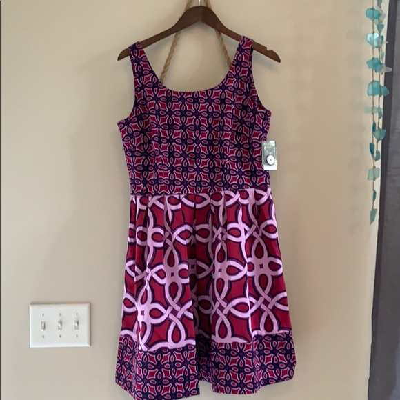 Taylor Dress 🤍 - Picture 1 of 4